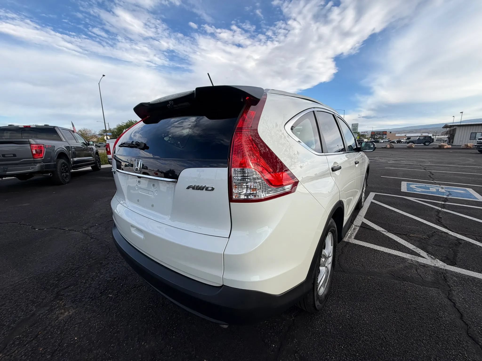 Used 2013 Honda CR-V LX image 6