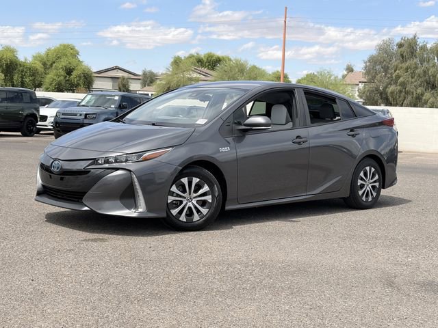 Used 2021 Toyota Prius Prime XLE w/ Carpet Mat Package (TMS) image 2