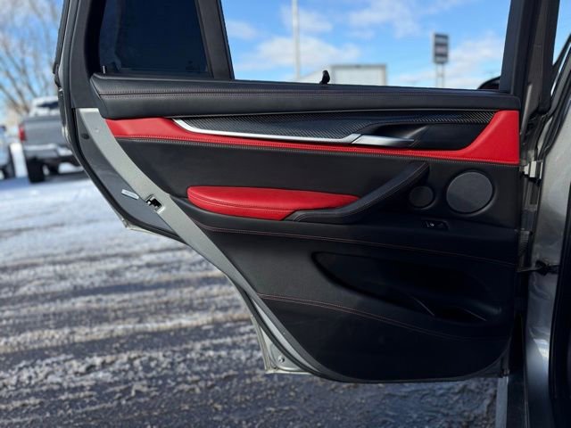 Used 2017 BMW X5 M image 16