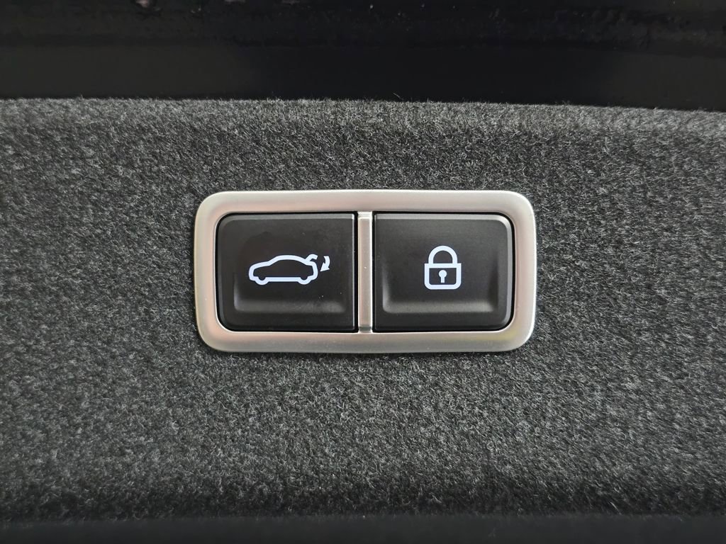 Used 2021 Genesis G80 3.5T image 12