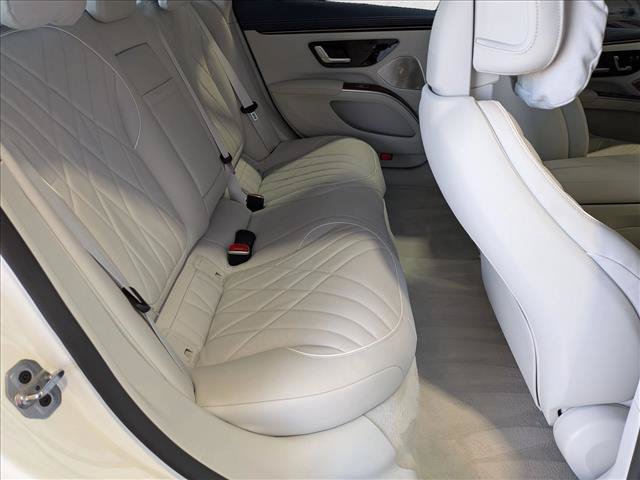 Certified 2022 Mercedes-Benz EQS 580 4MATIC Sedan image 21