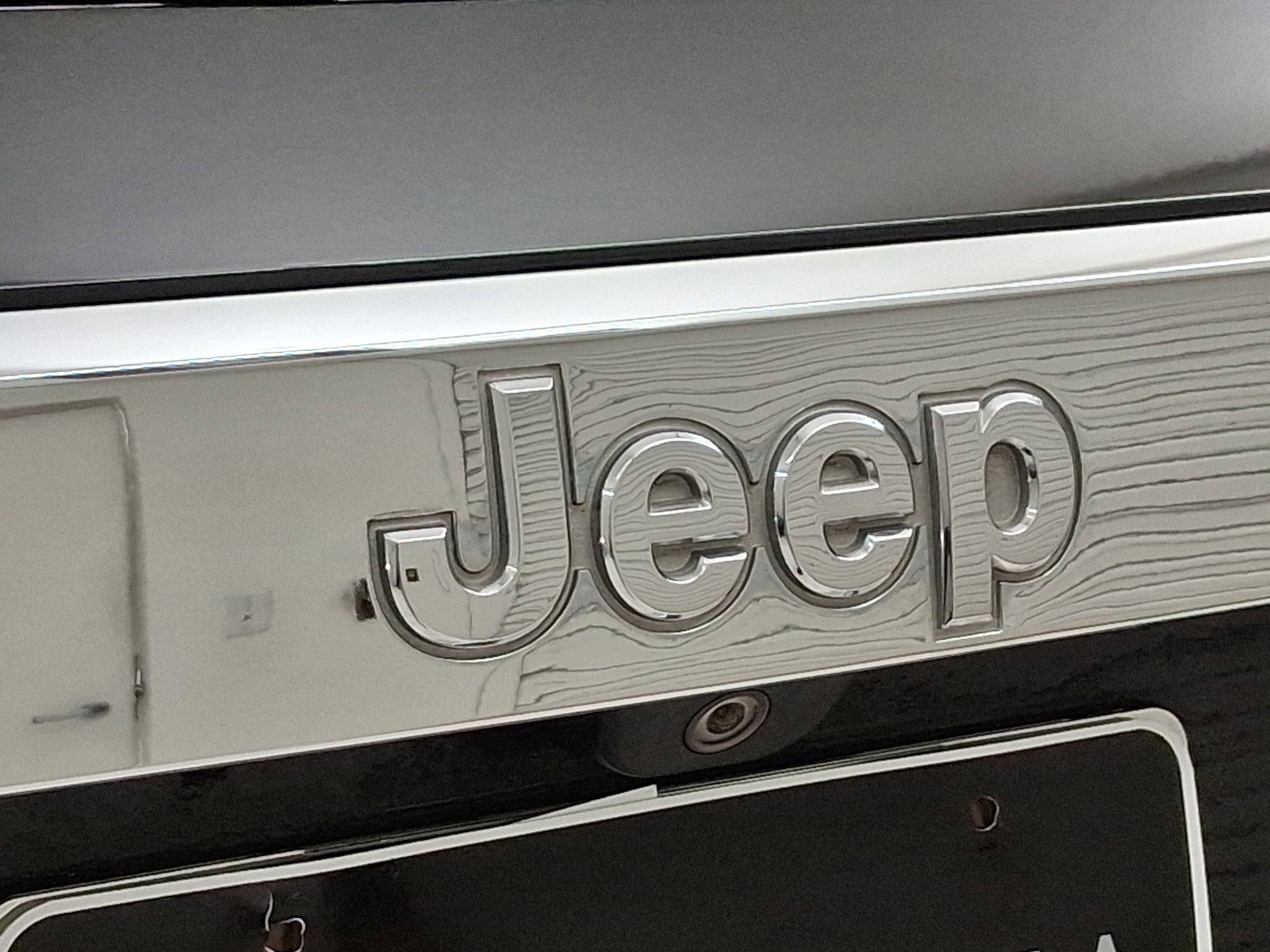 Used 2011 Jeep Grand Cherokee Limited RWD image 21