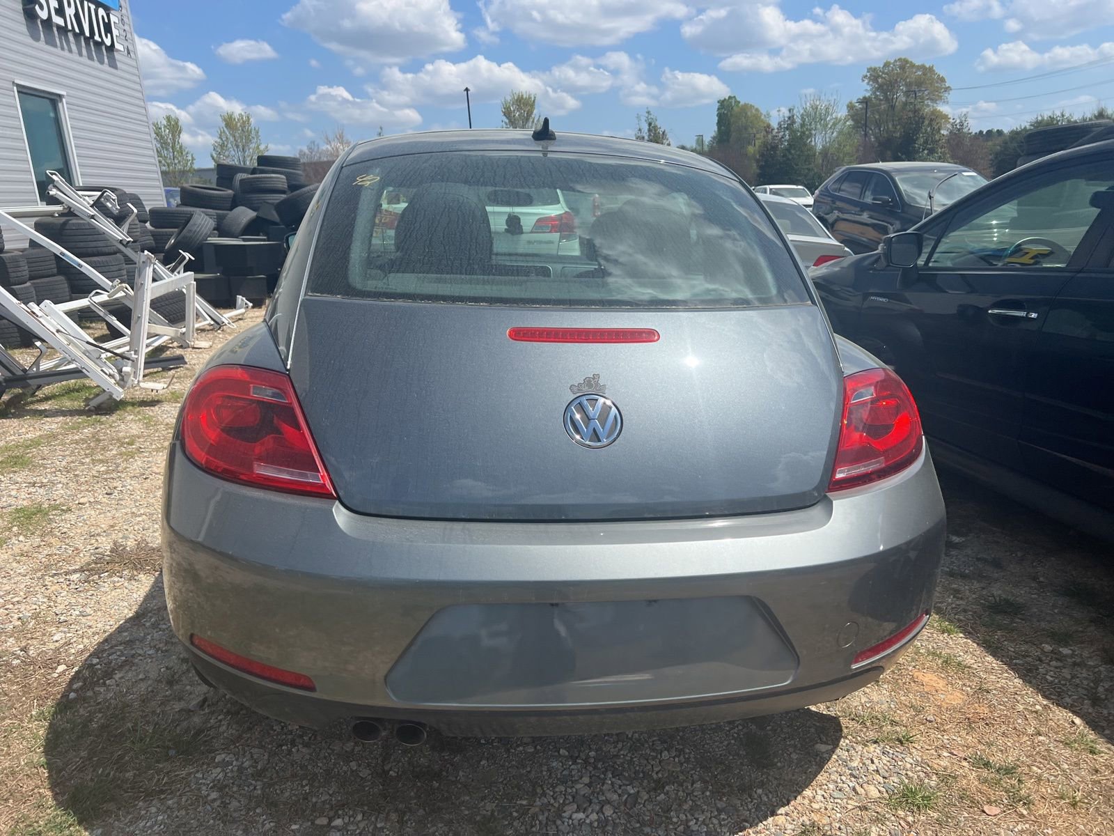 Used 2012 Volkswagen Beetle 2.5 image 9