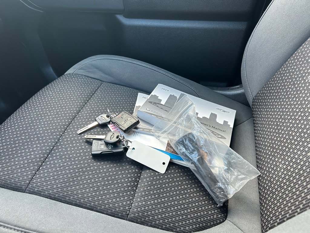 Used 2019 Chevrolet Silverado 1500 Custom w/ Custom Convenience Package image 46