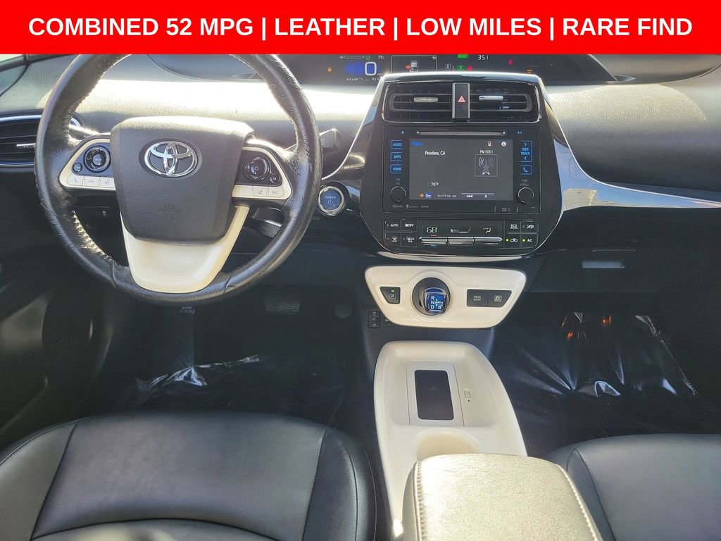 Used 2016 Toyota Prius Four Touring FWD image 12