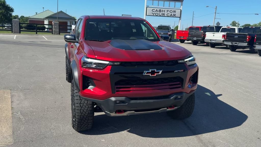 Used 2024 Chevrolet Colorado ZR2 AWD/4WD image 9