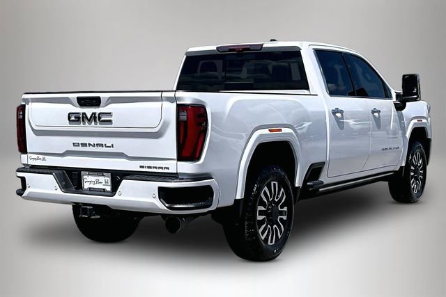 Used 2024 GMC Sierra 2500 Denali Ultimate AWD/4WD image 5