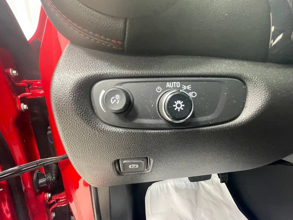 Used 2021 Chevrolet Blazer RS AWD/4WD image 17