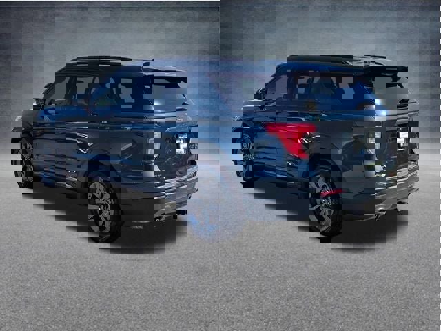 Used 2023 Ford Explorer XLT w/ Equipment Group 202A image 27