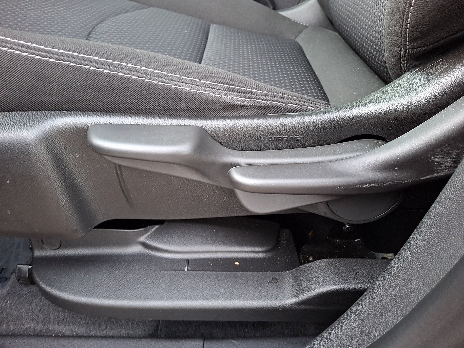 Certified 2024 GMC Terrain SLE FWD image 15