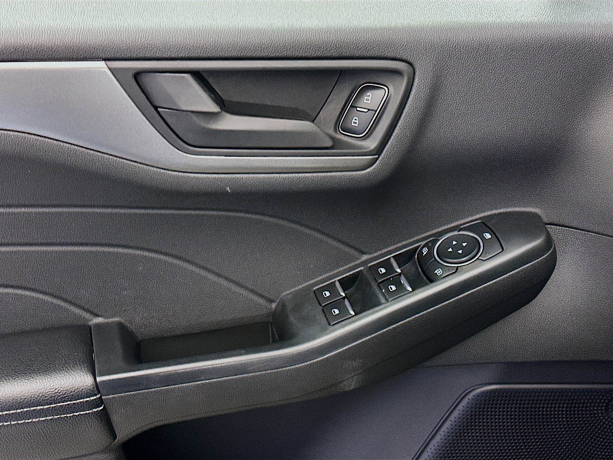 Used 2024 Ford Escape Active image 15