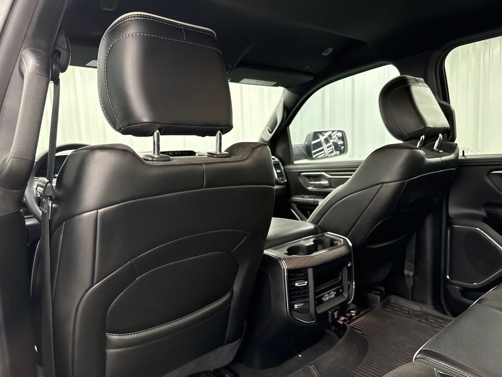 Used 2025 RAM 1500 Laramie w/ Sport Appearance Package AWD/4WD image 15