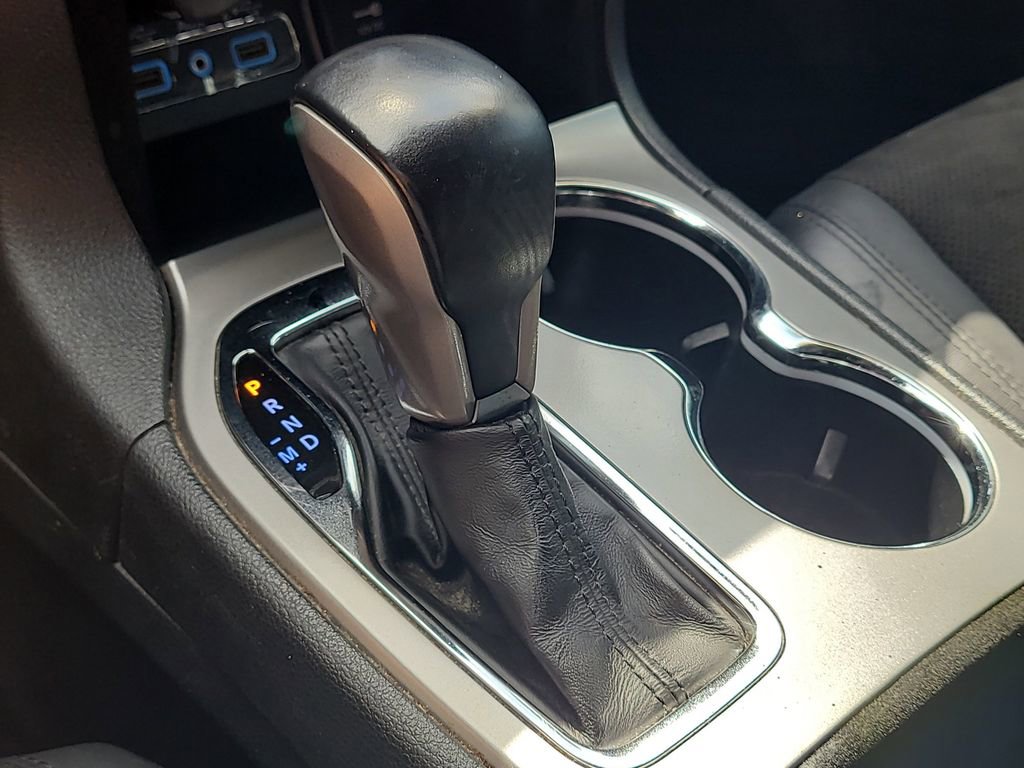 Used 2020 Jeep Grand Cherokee Altitude RWD image 25