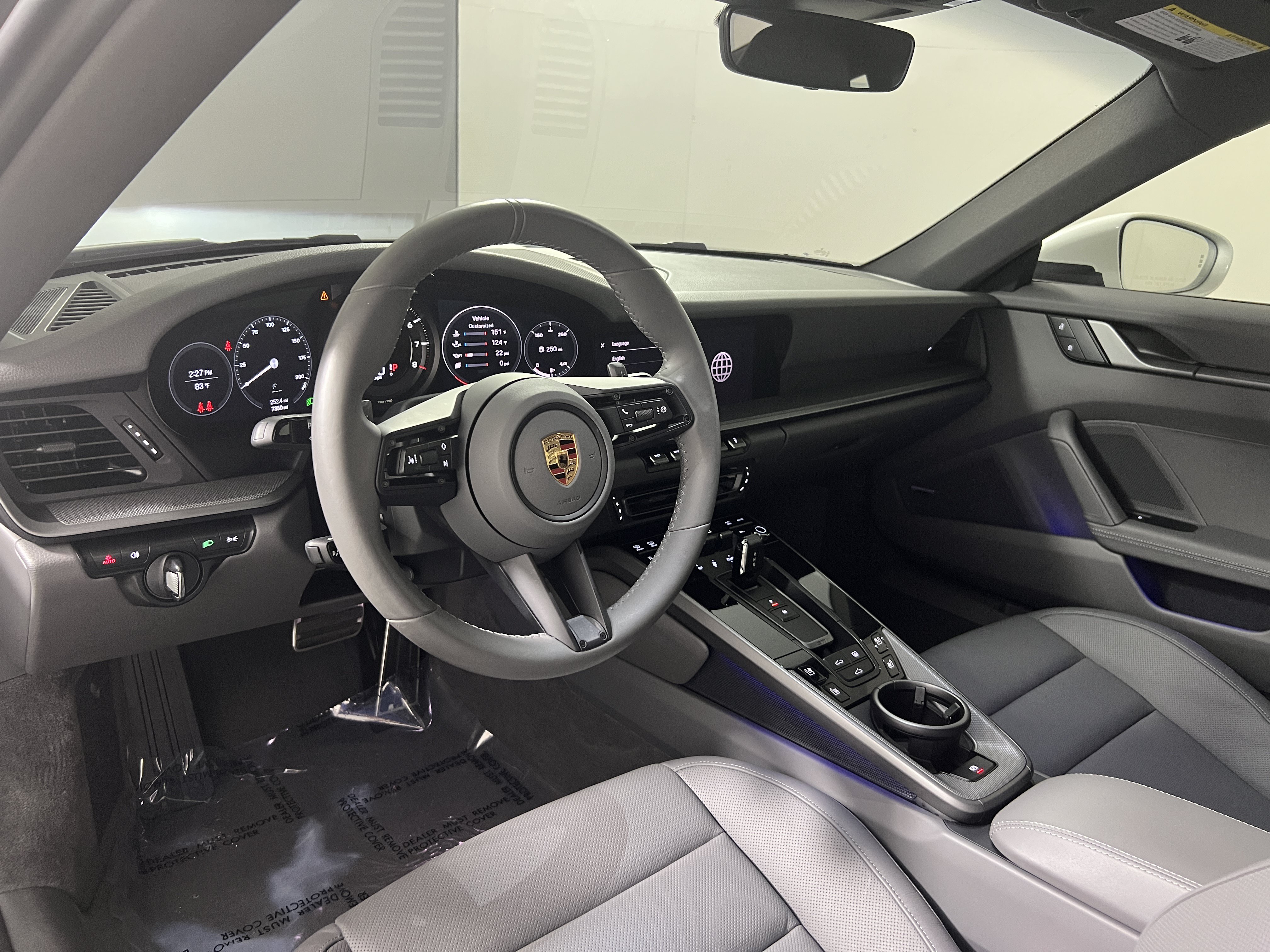 Certified 2024 Porsche 911 Carrera RWD image 4