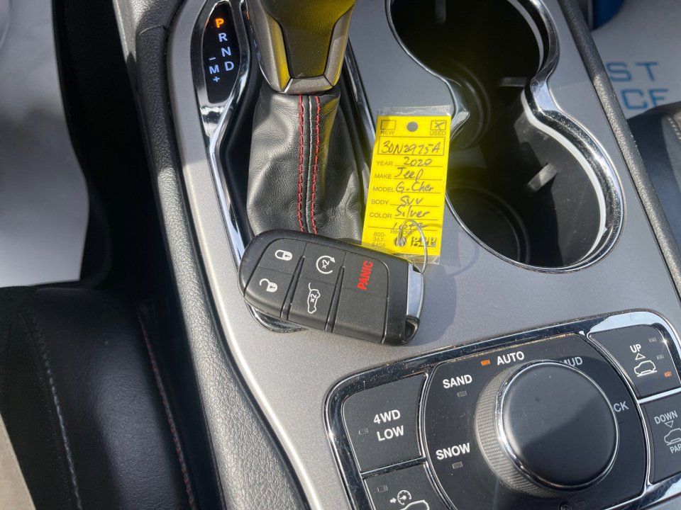 Used 2020 Jeep Grand Cherokee Trailhawk image 38