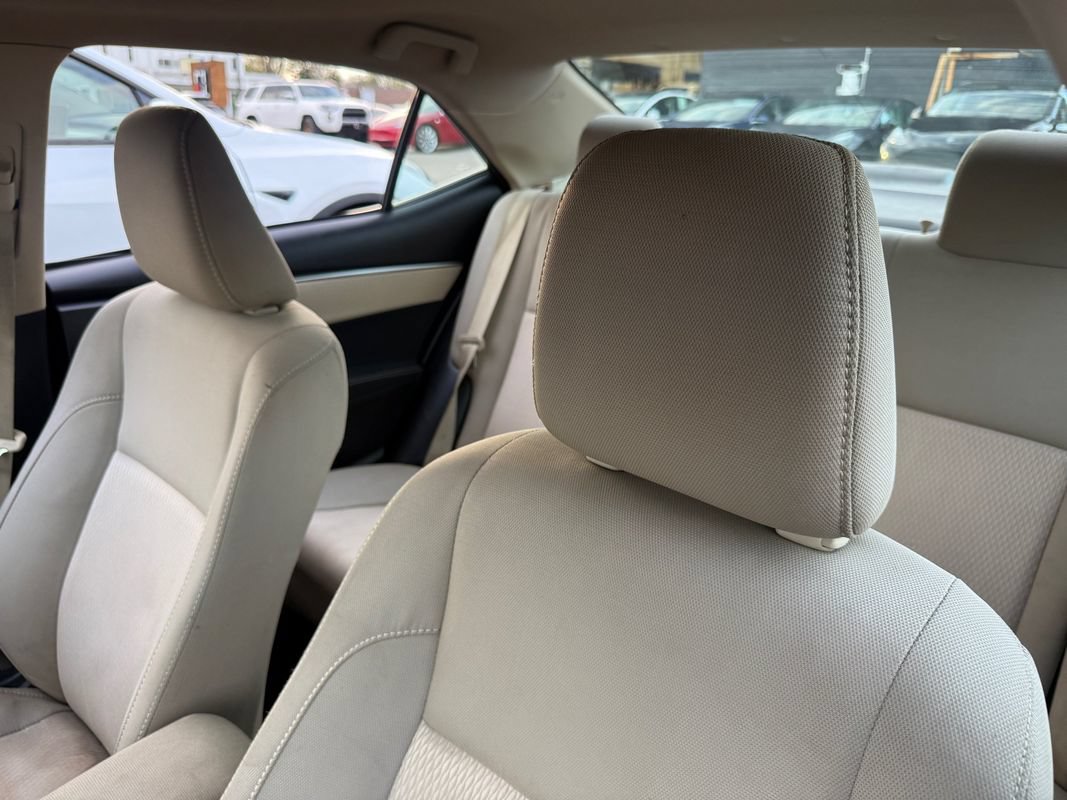 Used 2014 Toyota Corolla LE FWD image 59