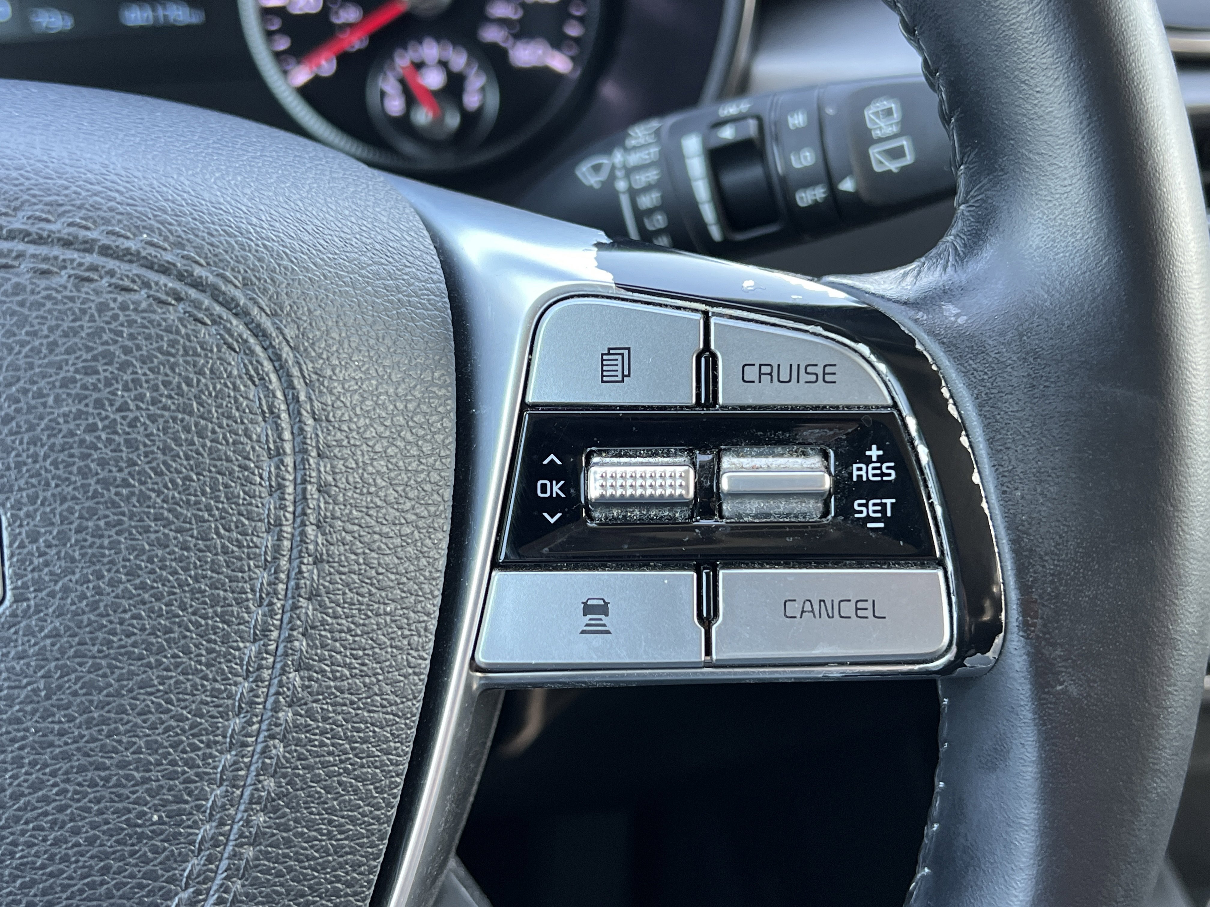 Certified 2022 Kia Telluride LX image 25