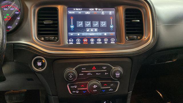 Used 2019 Dodge Charger SXT w/ Plus Group image 21