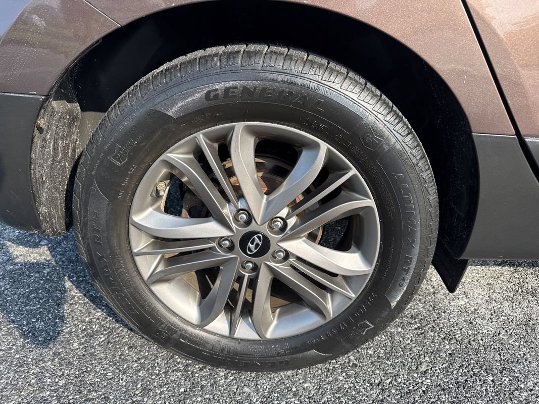 Used 2014 Hyundai Tucson SE AWD/4WD image 32