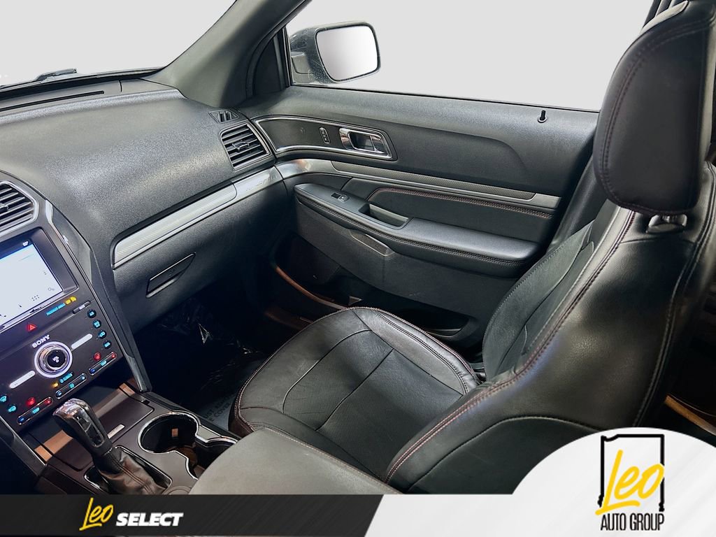 Used 2019 Ford Explorer Sport image 23