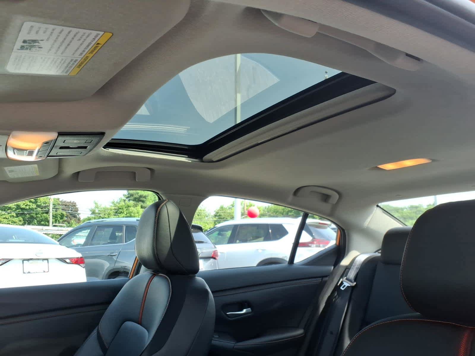 Used 2023 Nissan Sentra SR FWD image 18