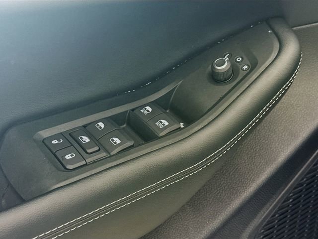 New 2025 Jeep Grand Cherokee L Limited w/ Luxury Tech Group II image 18