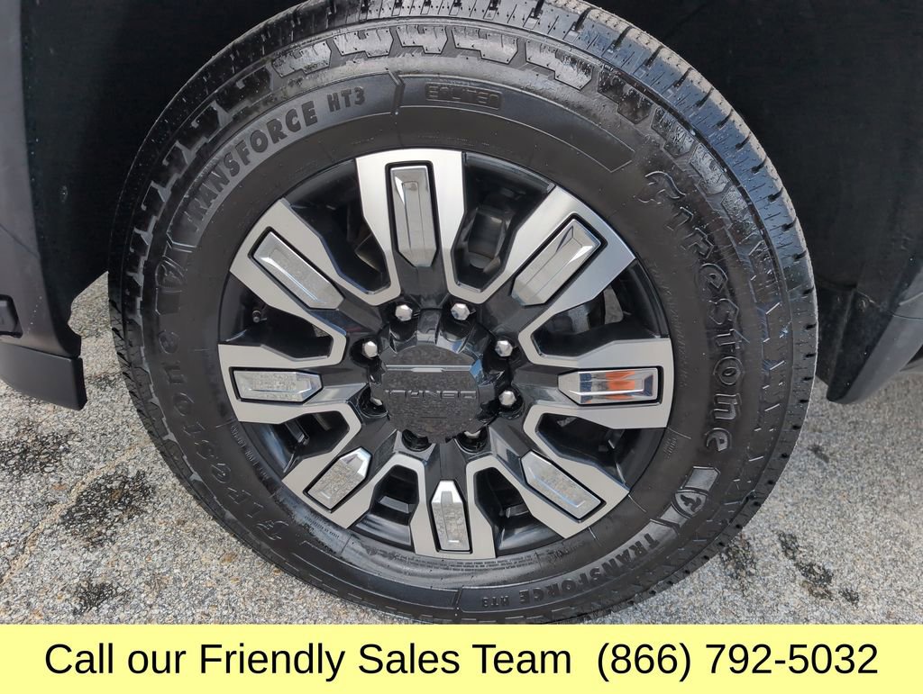 Used 2024 GMC Sierra 2500 Denali w/ Denali Reserve Package AWD/4WD image 29