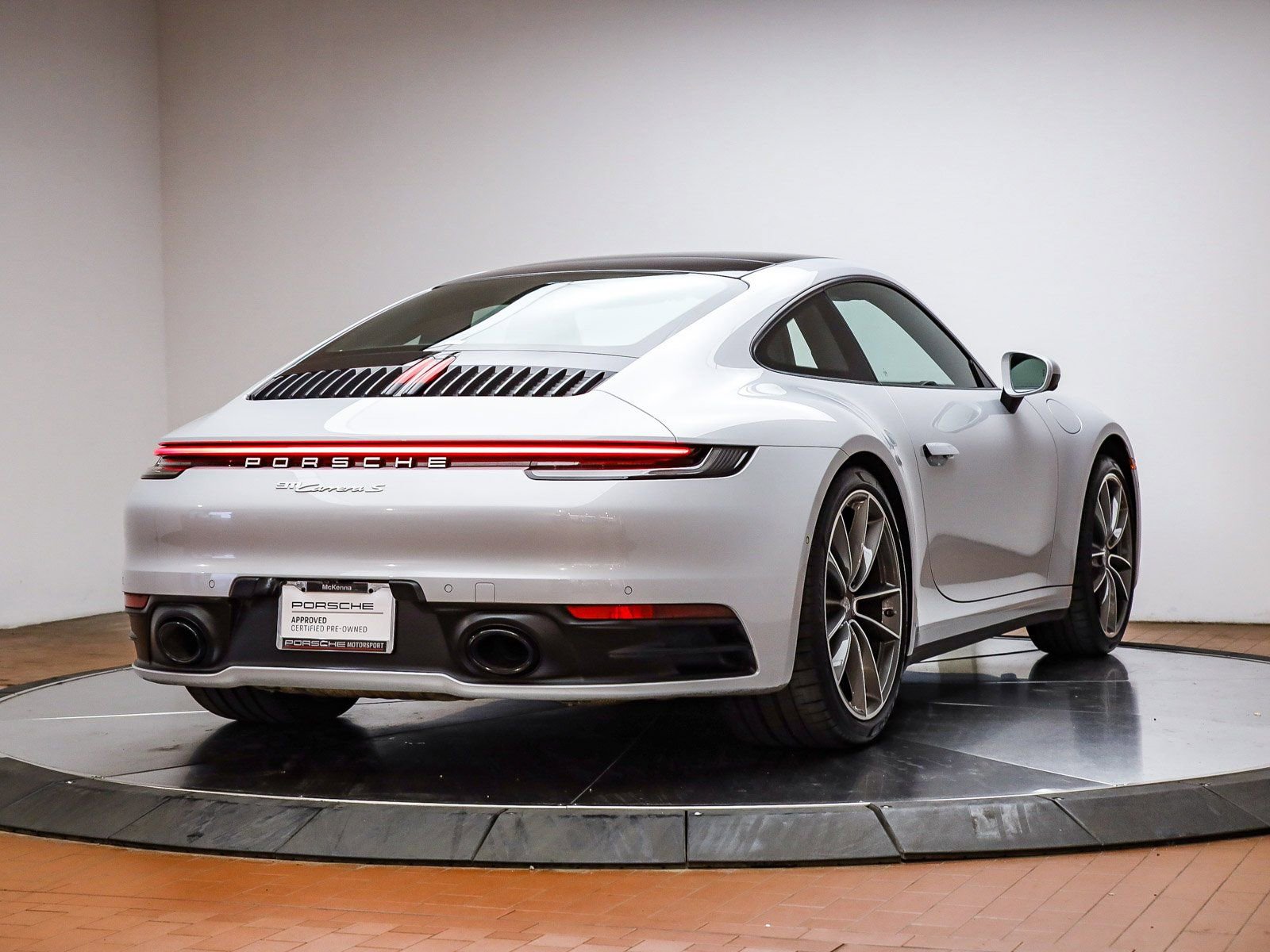 Certified 2024 Porsche 911 Carrera S RWD image 20