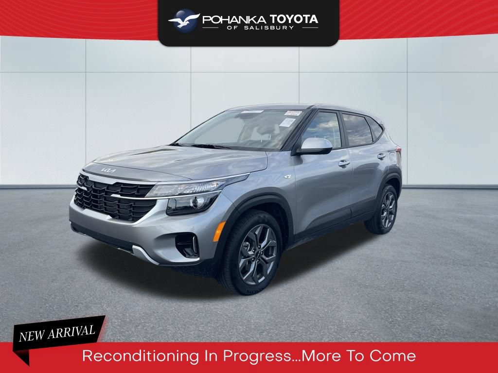 Used 2026 Kia Seltos LX FWD image 1
