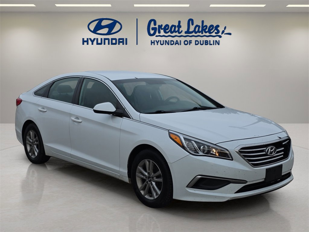 Used 2016 Hyundai Sonata SE w/ Cargo Package image 7