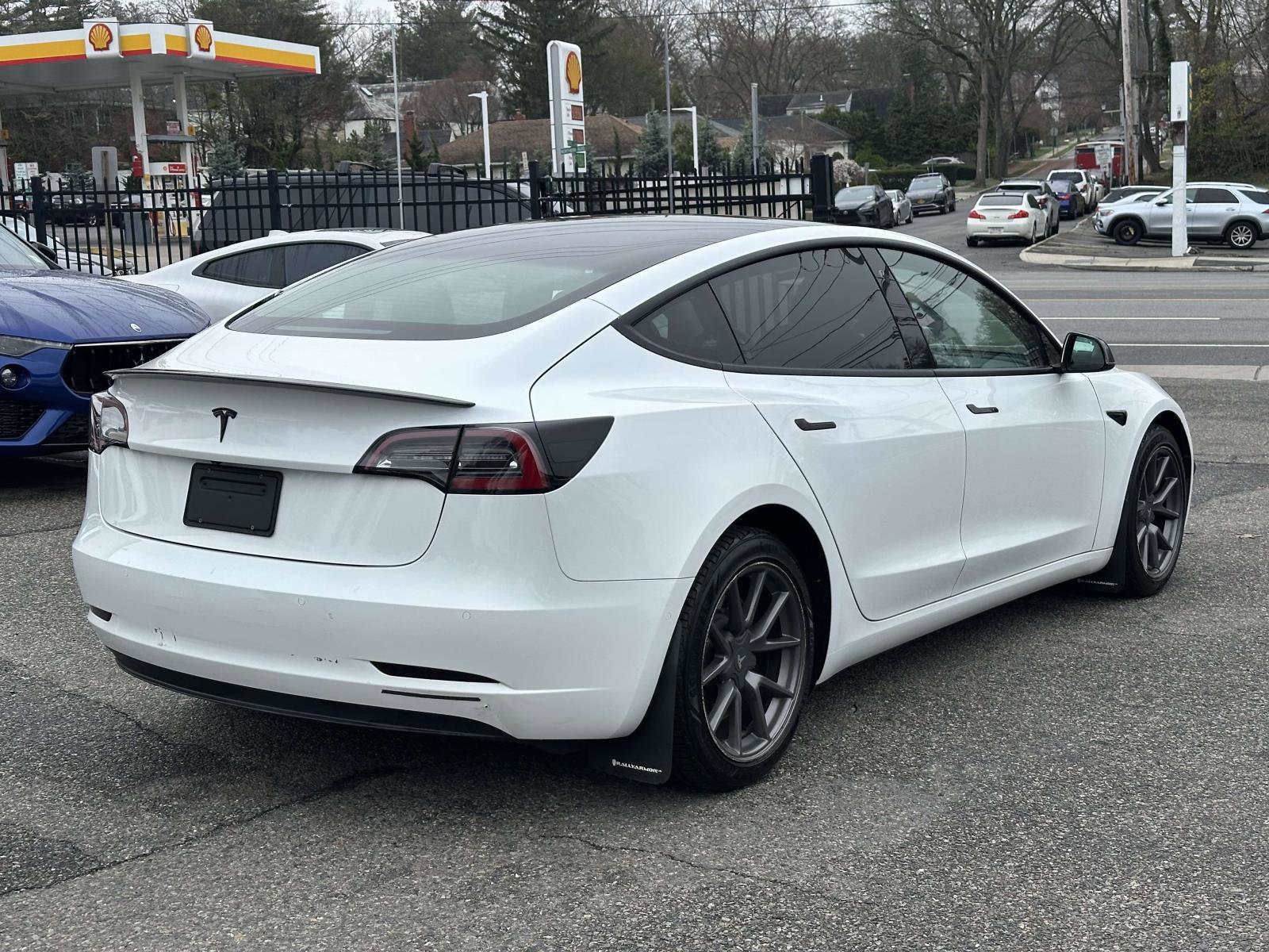 Used 2021 Tesla Model 3 Standard Range Plus RWD image 3