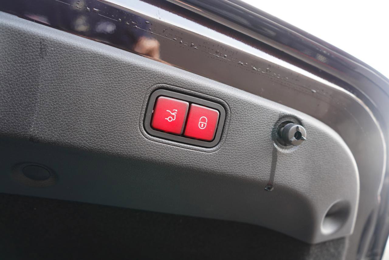 Used 2019 Mercedes-Benz CLS 450 CLS 450 4MATIC Coupe w/ Parking Assist Package image 59