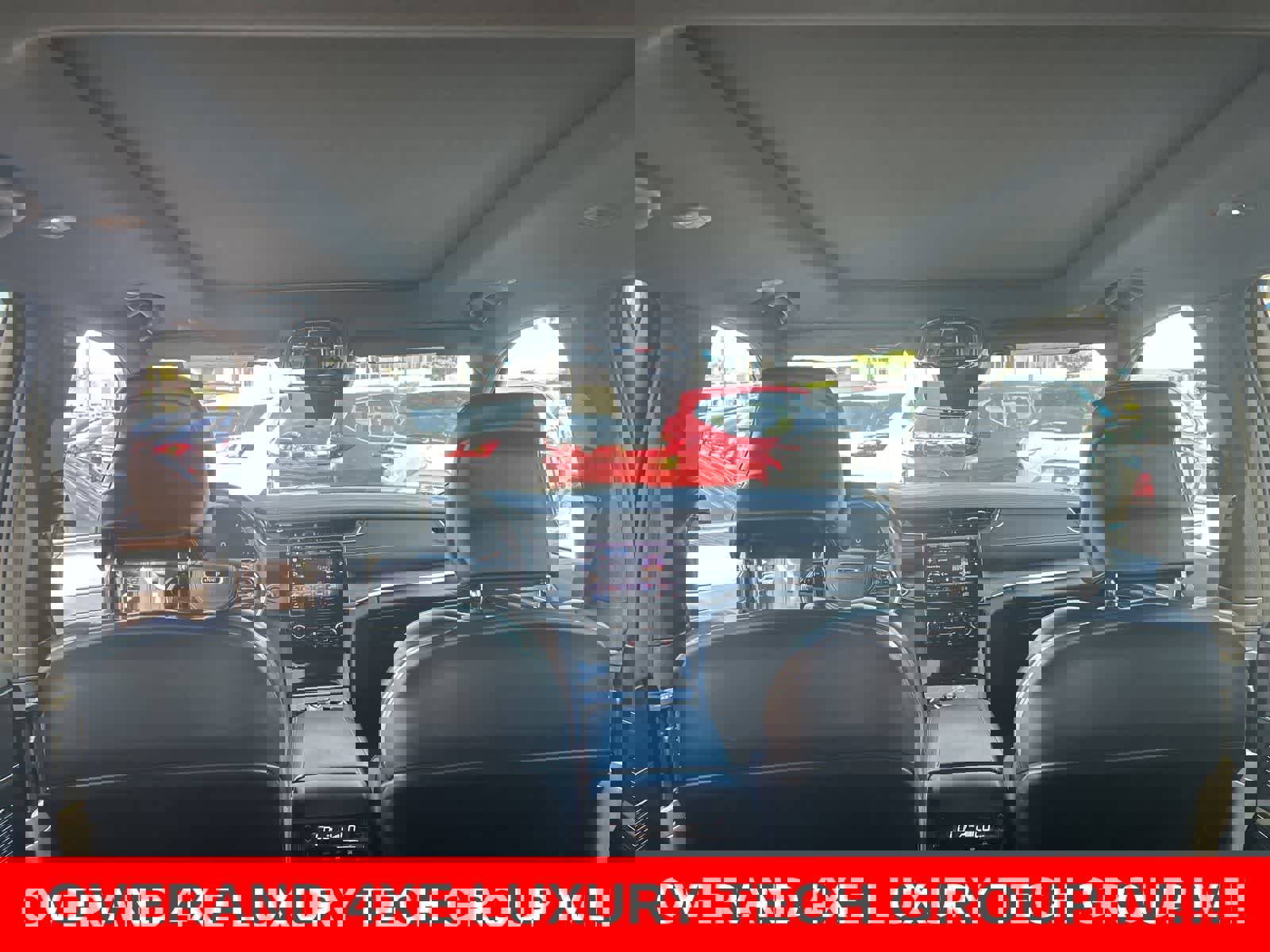 Used 2022 Jeep Grand Cherokee Overland w/ Luxury Tech Group IV image 32