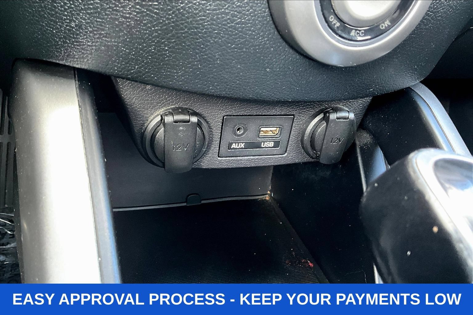Used 2017 Hyundai Veloster Value Edition FWD image 18