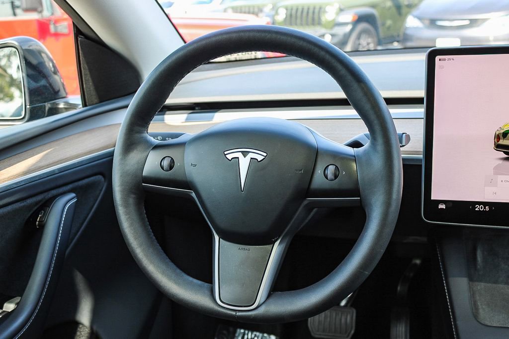 Used 2024 Tesla Model Y Long Range image 16