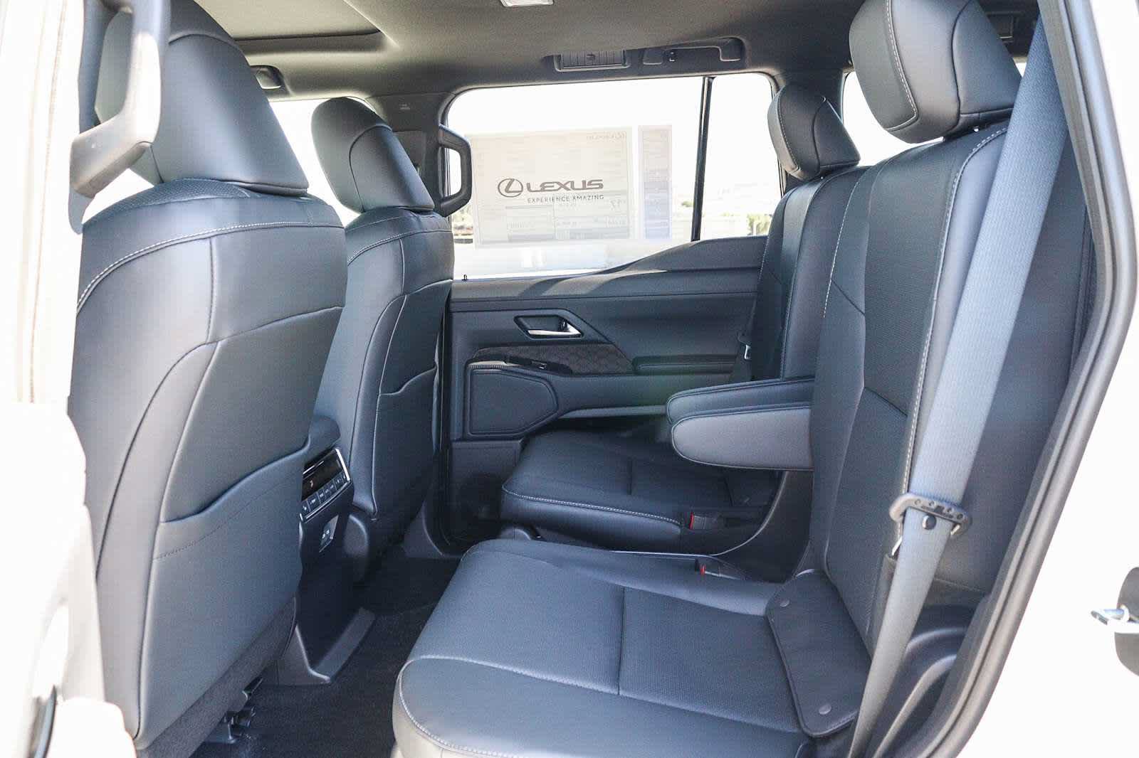 New 2026 Lexus GX 550 w/ Accessory Package (2T) AWD/4WD image 21