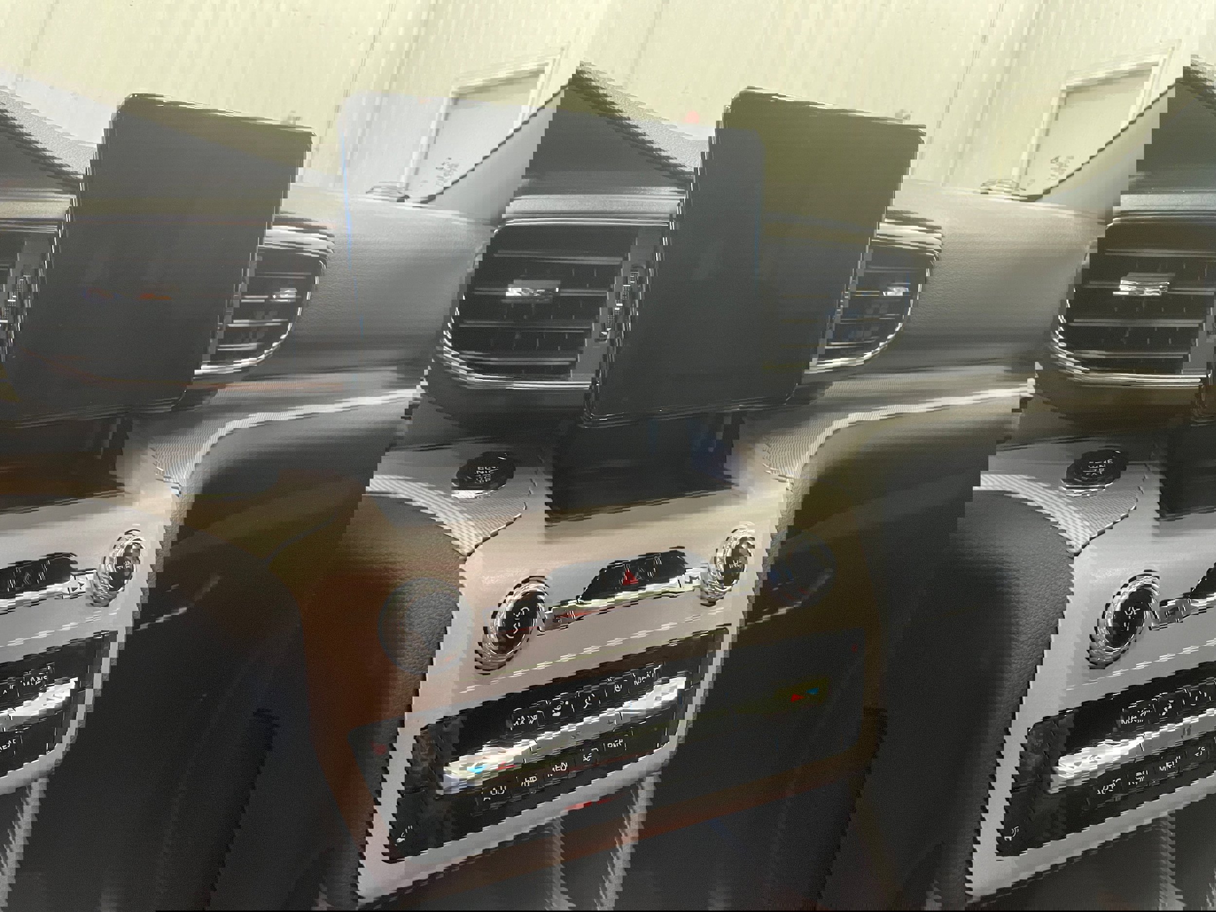 Used 2023 Ford Explorer XLT w/ Equipment Group 202A image 17