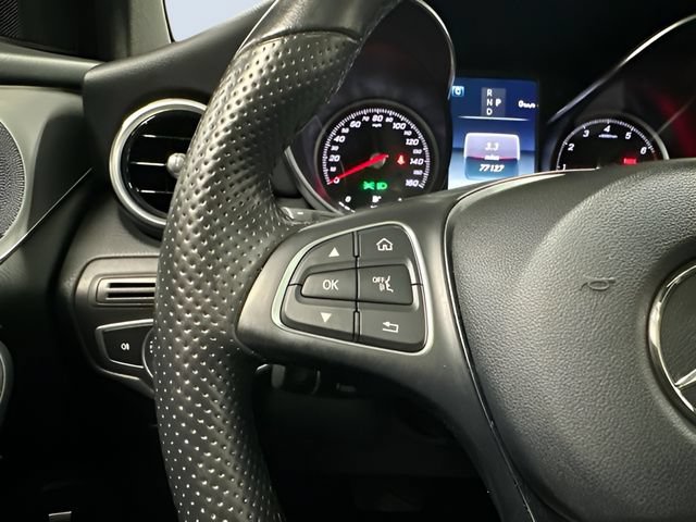 Used 2019 Mercedes-Benz GLC 300 4MATIC image 18