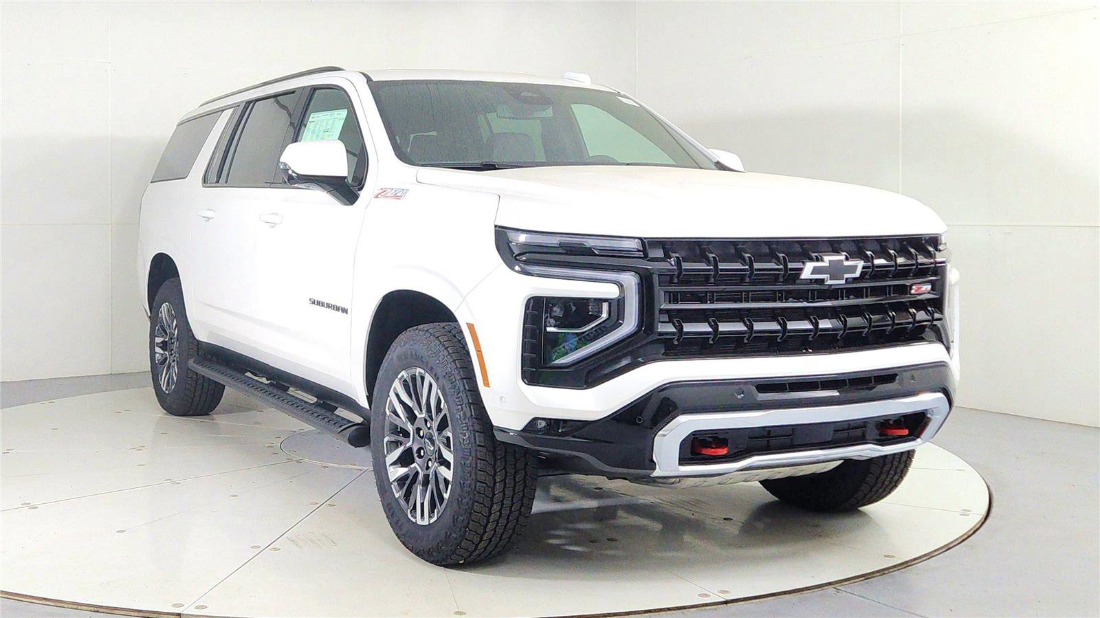 New 2025 Chevrolet Suburban Z71 w/ Comfort Package