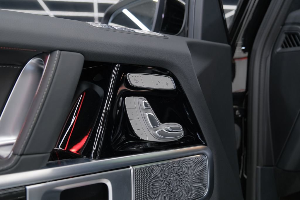 Used 2026 Mercedes-Benz G 63 AMG 4MATIC image 38