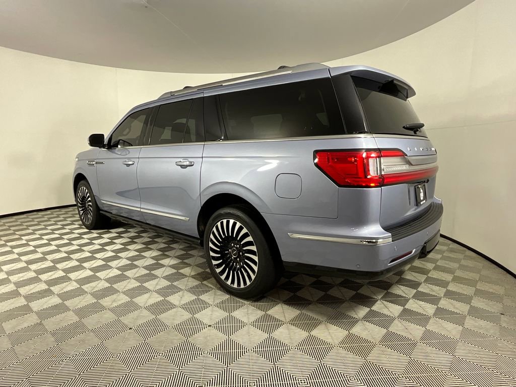 Used 2021 Lincoln Navigator L Black Label w/ Cargo Convenience Package AWD/4WD image 3