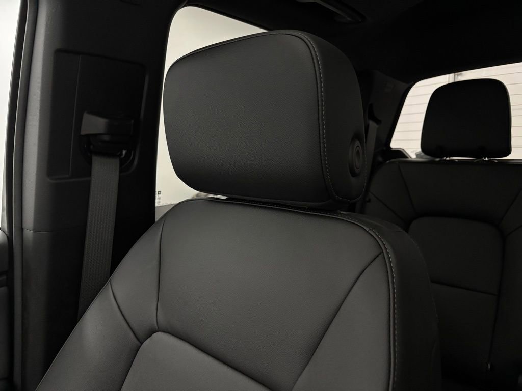 New 2026 GMC Canyon Elevation w/ Convenience Package image 40