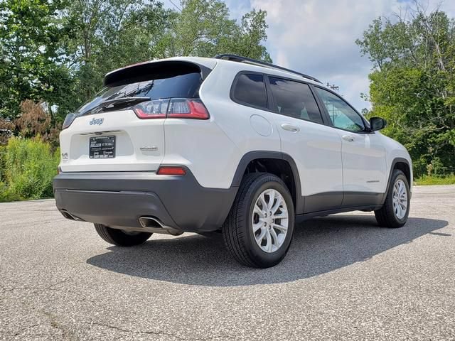 Used 2022 Jeep Cherokee Latitude Lux AWD/4WD image 3