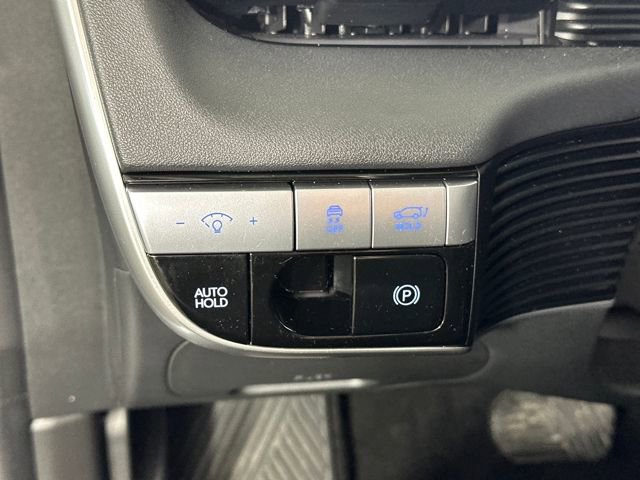 Used 2024 Hyundai Ioniq 5 Limited image 19