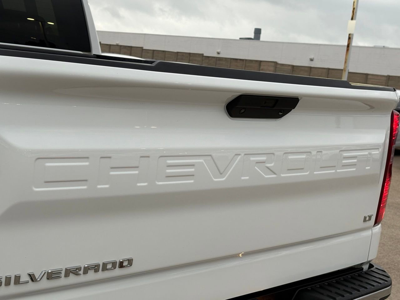 Used 2020 Chevrolet Silverado 1500 LT w/ Convenience Package image 9