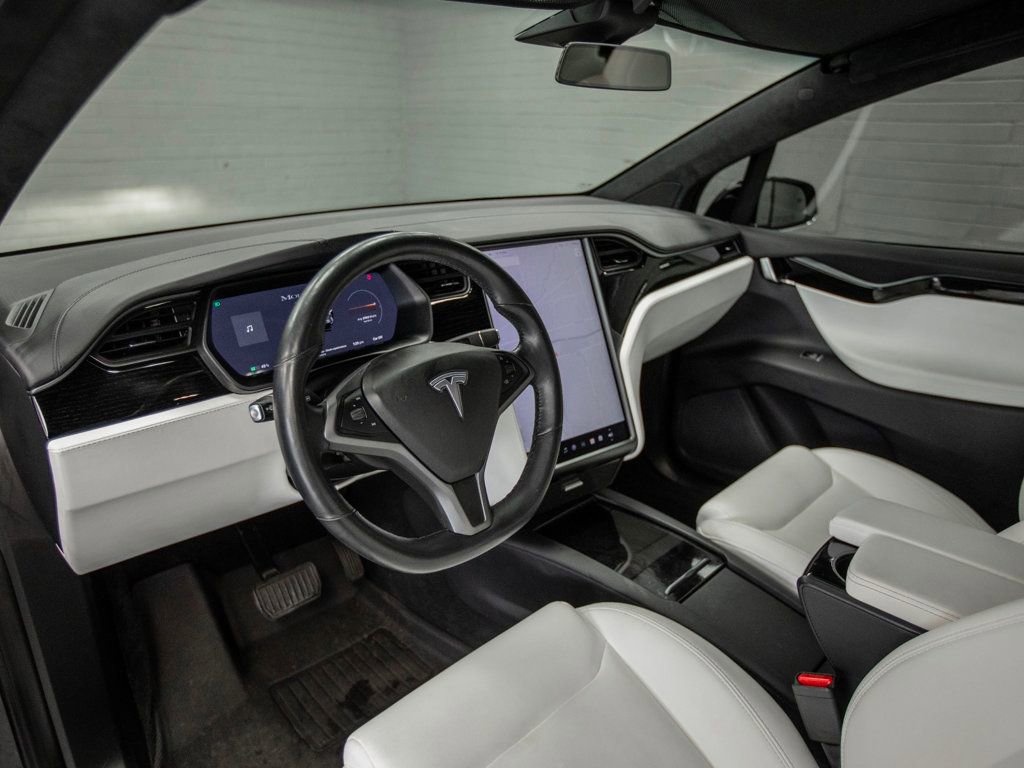 Used 2020 Tesla Model X Long Range AWD image 20