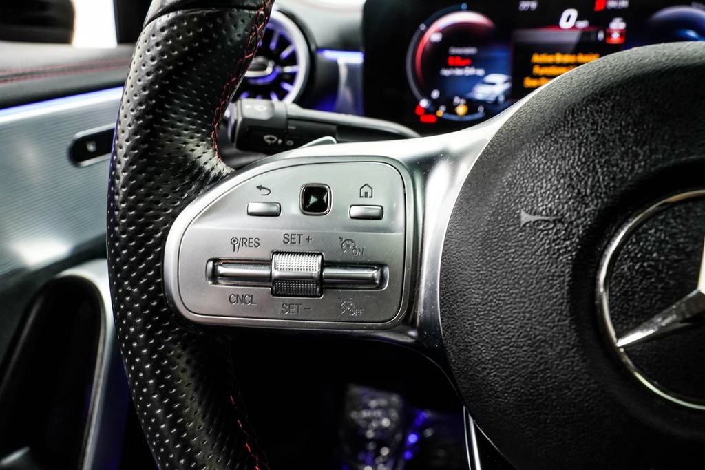 Used 2022 Mercedes-Benz CLA 250 image 40