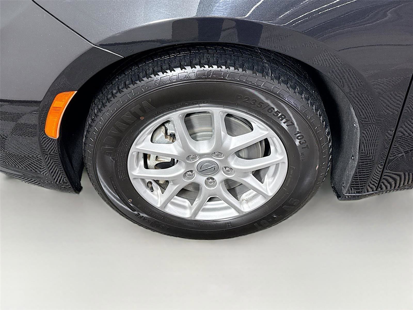 Used 2023 Chrysler Pacifica Touring-L image 24