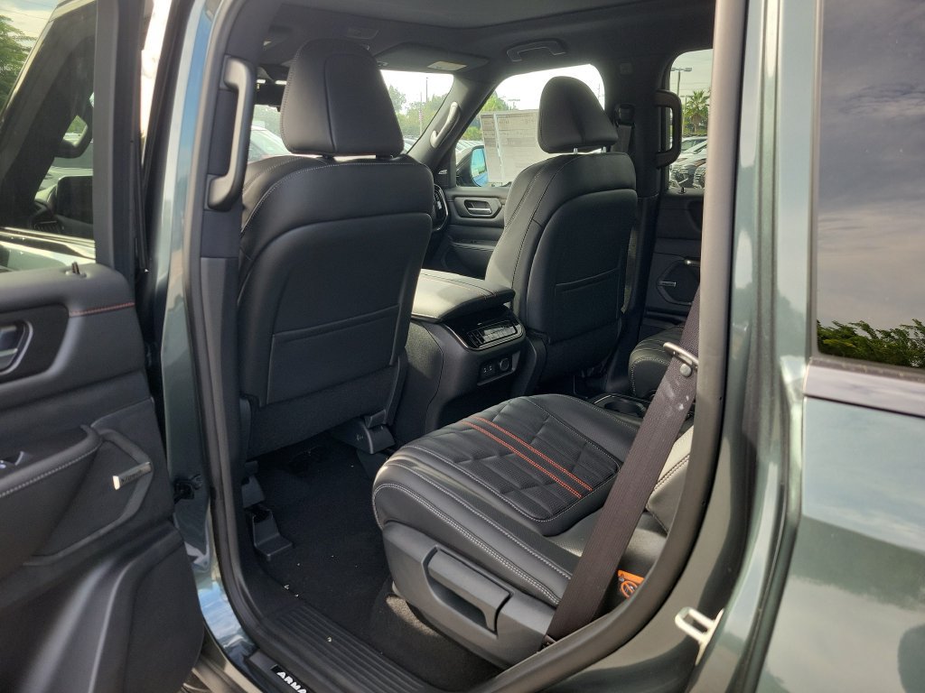 New 2026 Nissan Armada PRO-4X AWD/4WD image 10
