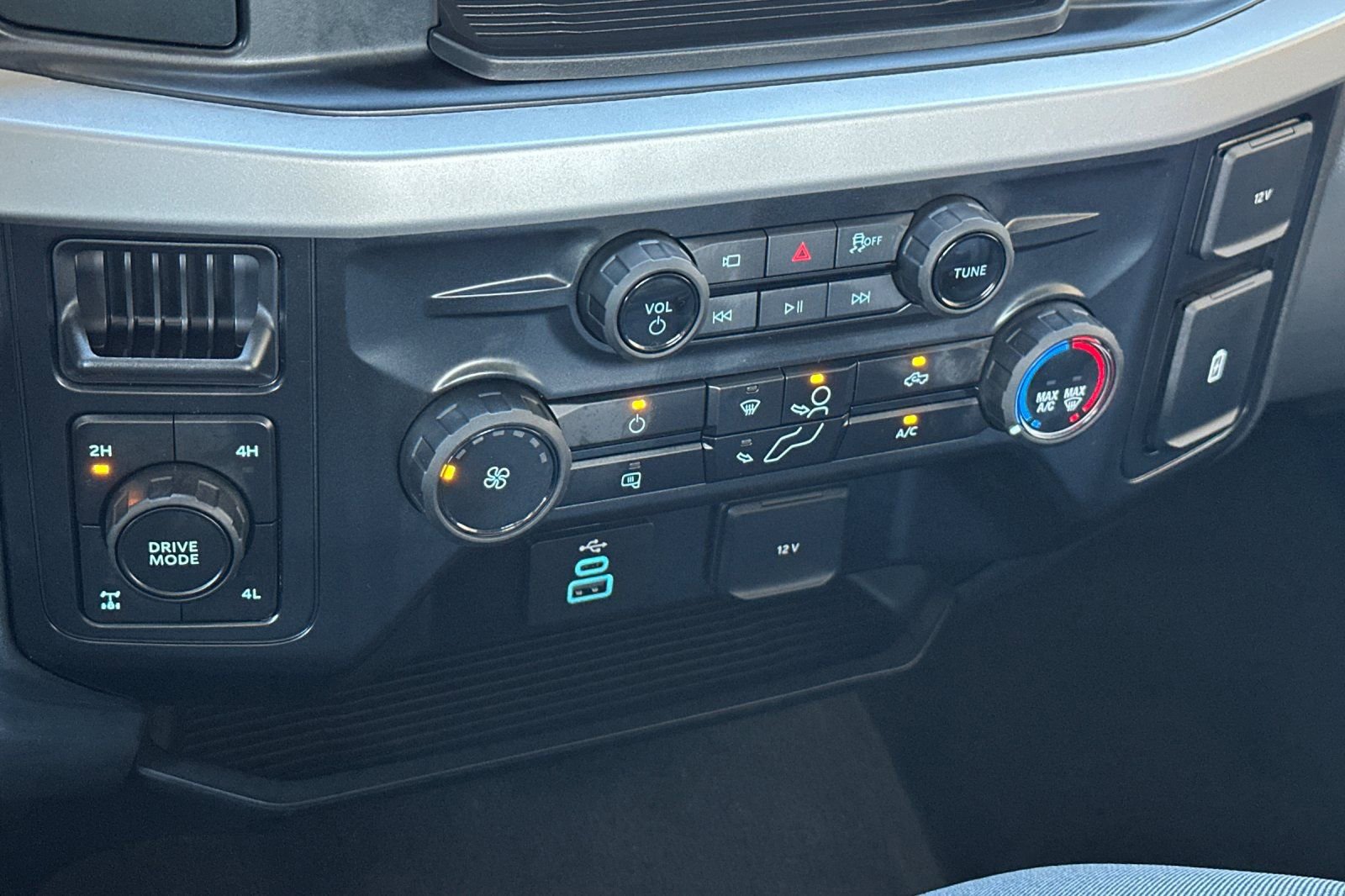 New 2026 Ford F250 XL w/ STX Appearance Package image 19